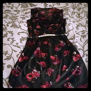 FLASH SALE Red floral black dress